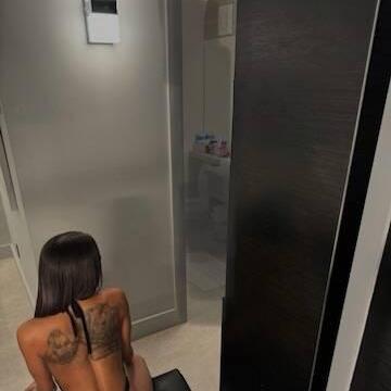 
                        jenny
                     is Female Escorts. | Montreal | Quebec | Canada | canadatopescorts.com 