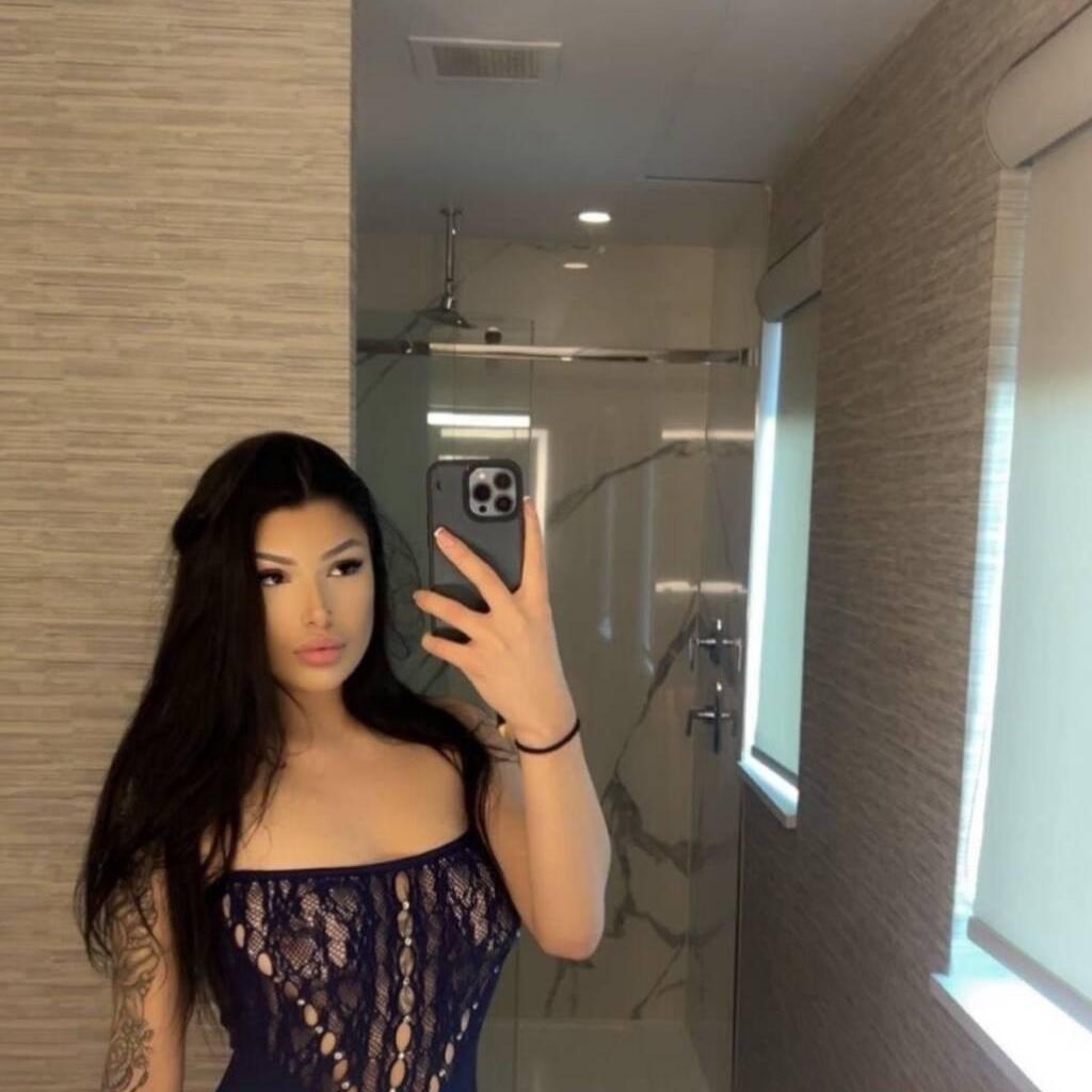 
                        Hannah
                     is Female Escorts. | Hamilton | Ontario | Canada | canadatopescorts.com 