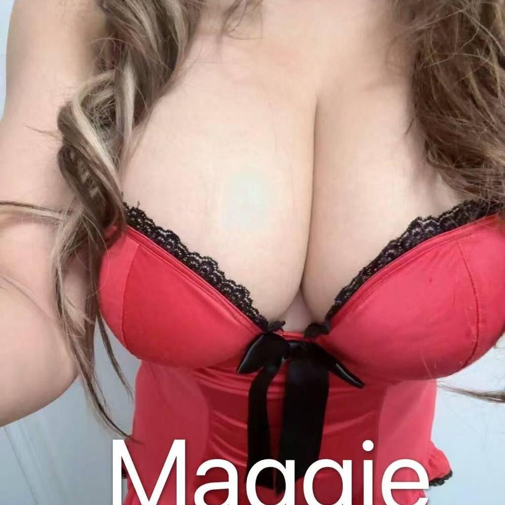 
                        Open 7/24h  open now
                     is Female Escorts. | Montreal | Quebec | Canada | canadatopescorts.com 