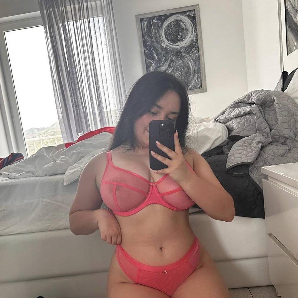 
                        Lauren
                     is Female Escorts. | Fredericton | New Brunswick | Canada | canadatopescorts.com 