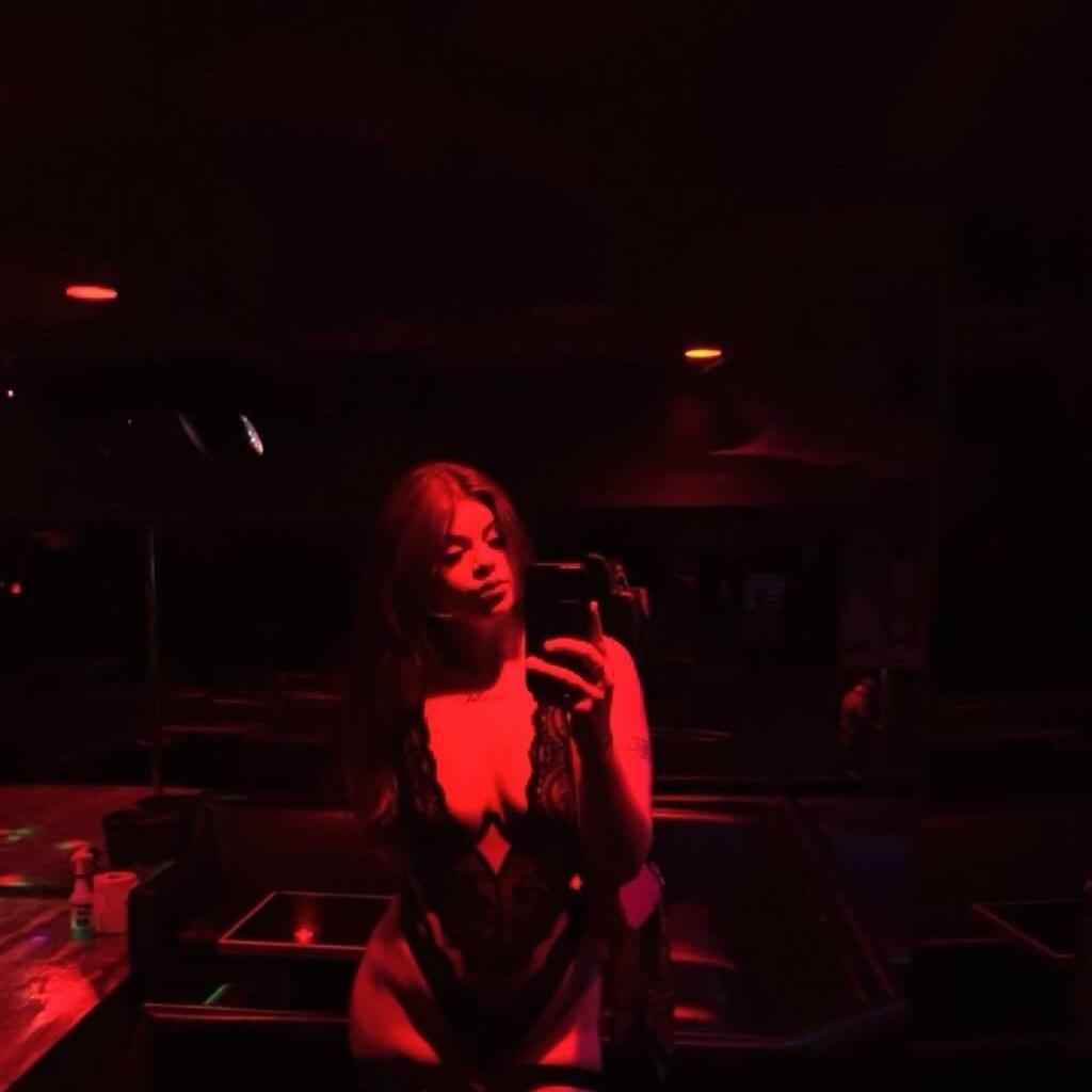 
                        Eris
                     is Female Escorts. | Montreal | Quebec | Canada | canadatopescorts.com 