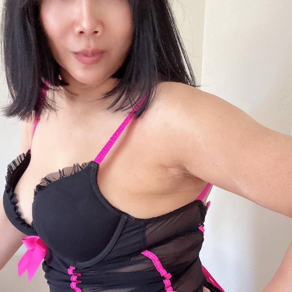 
                        Cherry
                     is Female Escorts. | Vancouver | British Columbia | Canada | canadatopescorts.com 