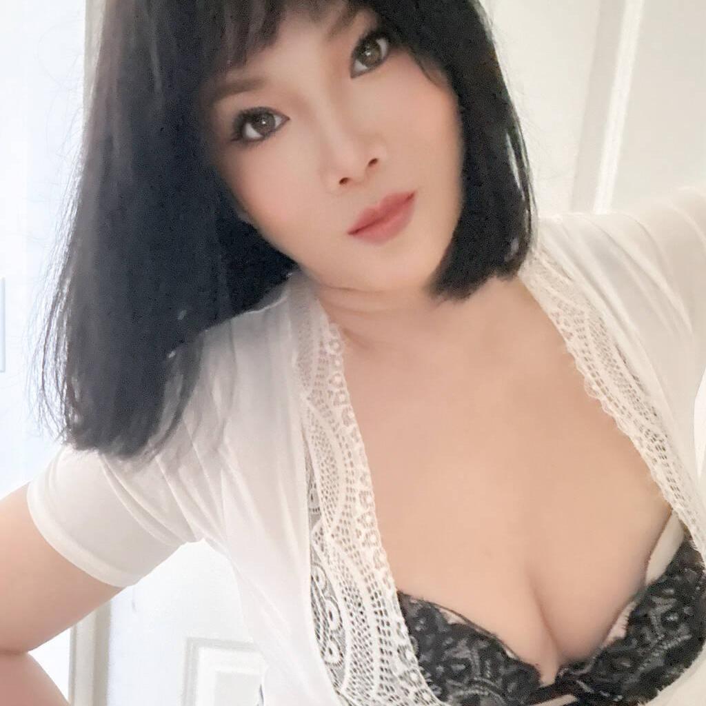 
                        Cherry
                     is Female Escorts. | Vancouver | British Columbia | Canada | canadatopescorts.com 