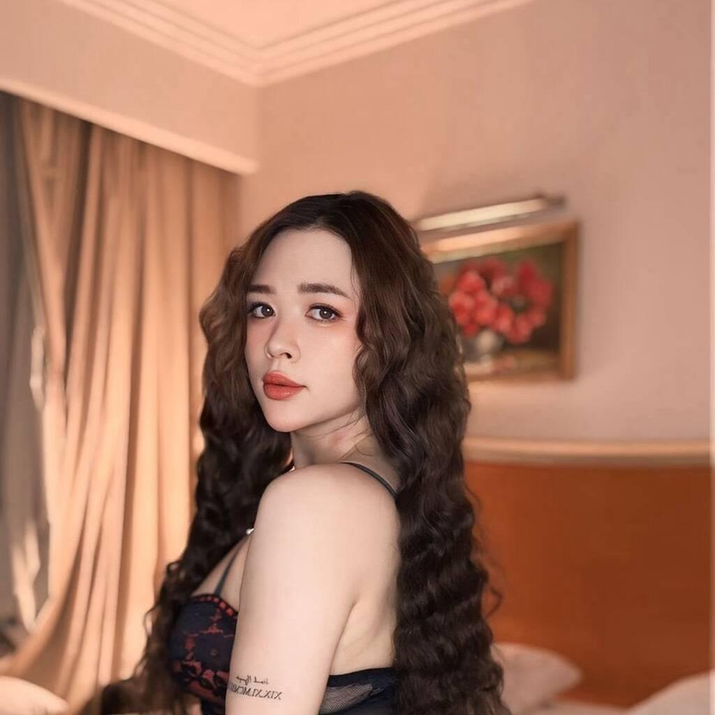 
                        Lisa and yoyu
                     is Female Escorts. | Calgary | Alberta | Canada | canadatopescorts.com 