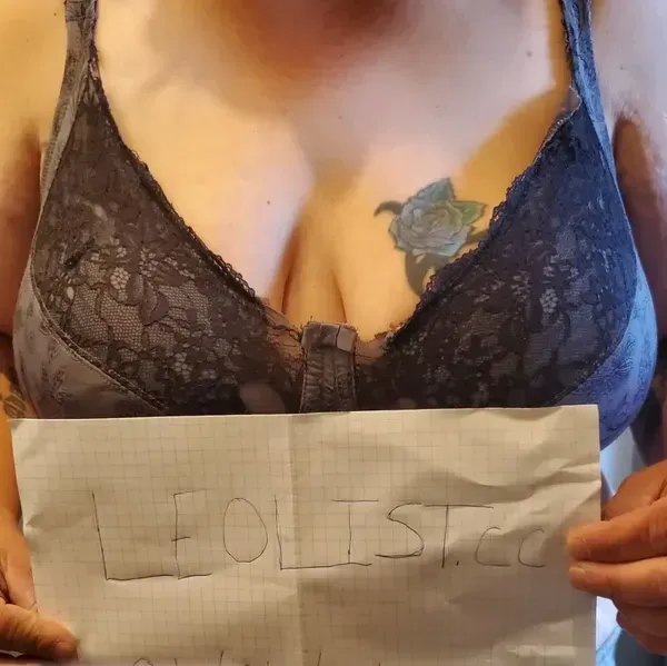 
                        Nikki
                     is Female Escorts. | Vancouver | British Columbia | Canada | canadatopescorts.com 