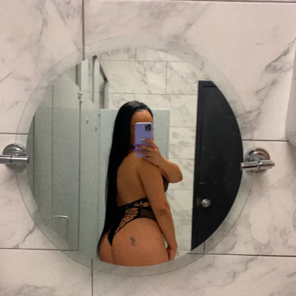 
                        Hailey
                     is Female Escorts. | Barrie | Ontario | Canada | canadatopescorts.com 