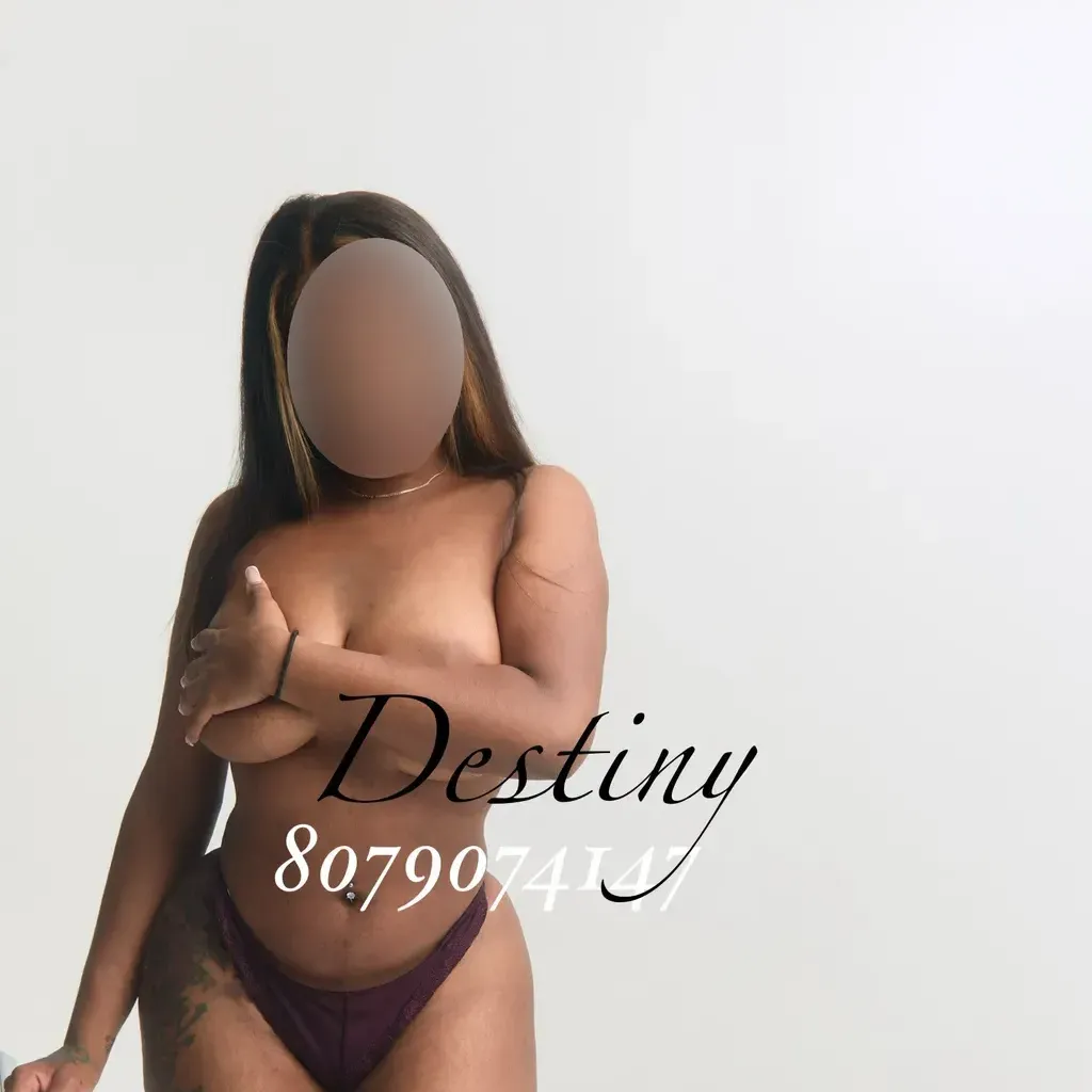 
                        Destiny
                     is Female Escorts. | Thunder Bay | Ontario | Canada | canadatopescorts.com 