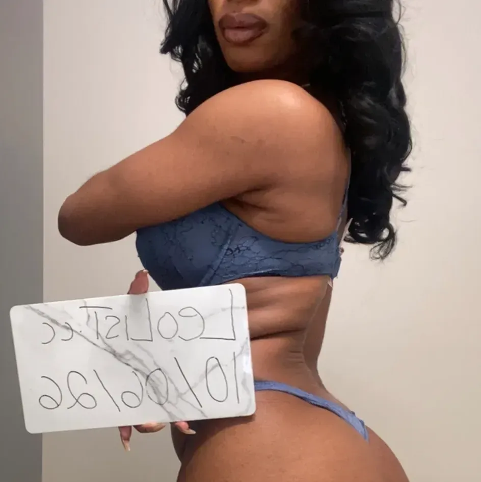 
                        Kelly READ AD
                     is Female Escorts. | Regina | Saskatchewan | Canada | canadatopescorts.com 