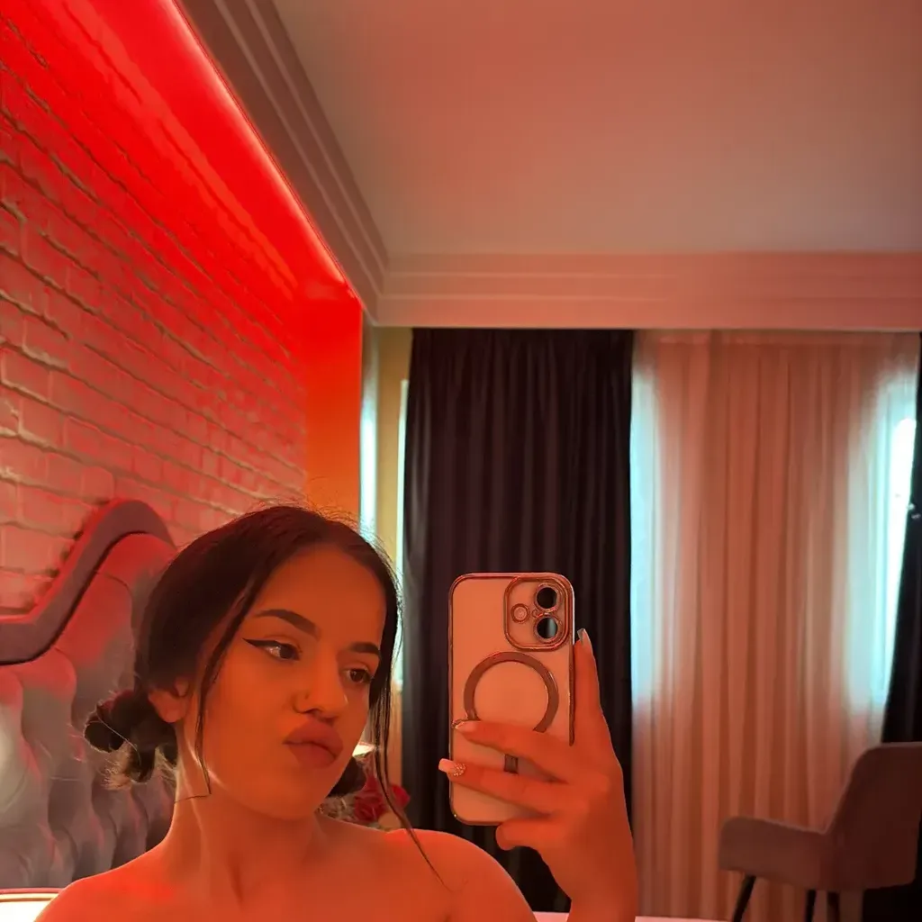 
                        Mimi
                     is Female Escorts. | Winnipeg | Manitoba | Canada | canadatopescorts.com 