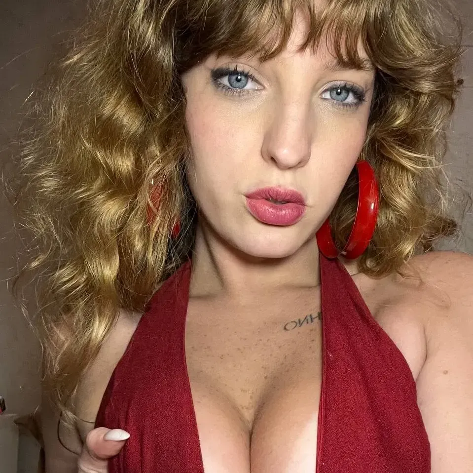 
                        Summer
                     is Female Escorts. | Abbotsford | British Columbia | Canada | canadatopescorts.com 