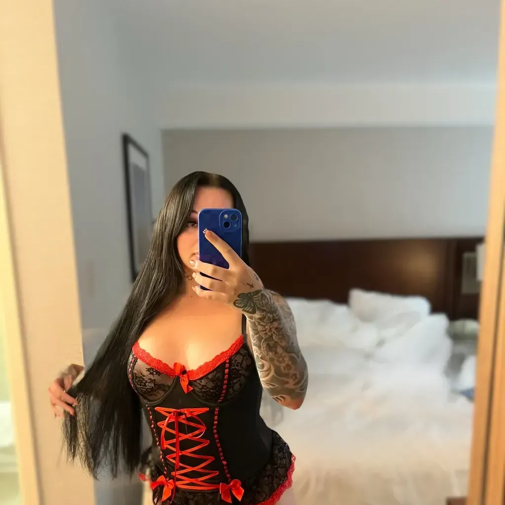 
                        Leah
                     is Female Escorts. | Barrie | Ontario | Canada | canadatopescorts.com 