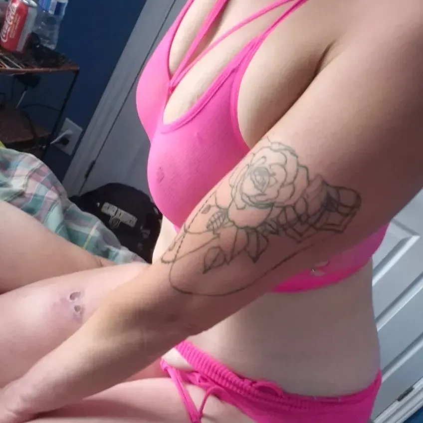 
                        Erica styles
                     is Female Escorts. | Comox Balley | British Columbia | Canada | canadatopescorts.com 