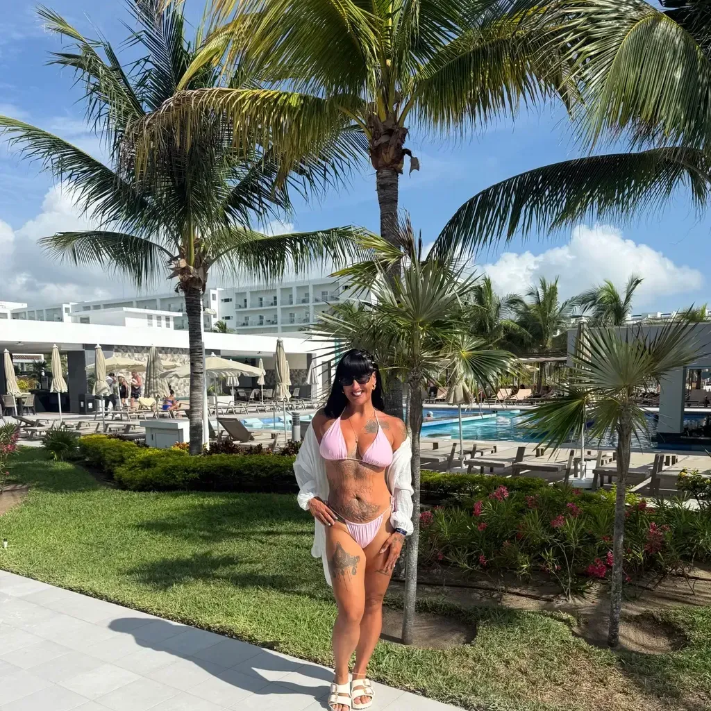 
                        Alicia
                     is Female Escorts. | Yellowknife | Northwest Territories | Canada | canadatopescorts.com 
