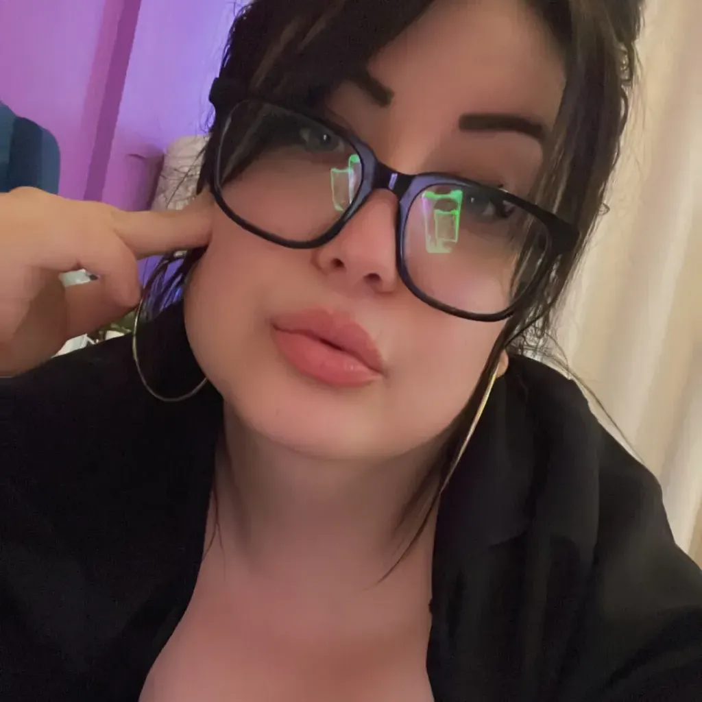 
                        Valentina
                     is Female Escorts. | Quebec City | Quebec | Canada | canadatopescorts.com 