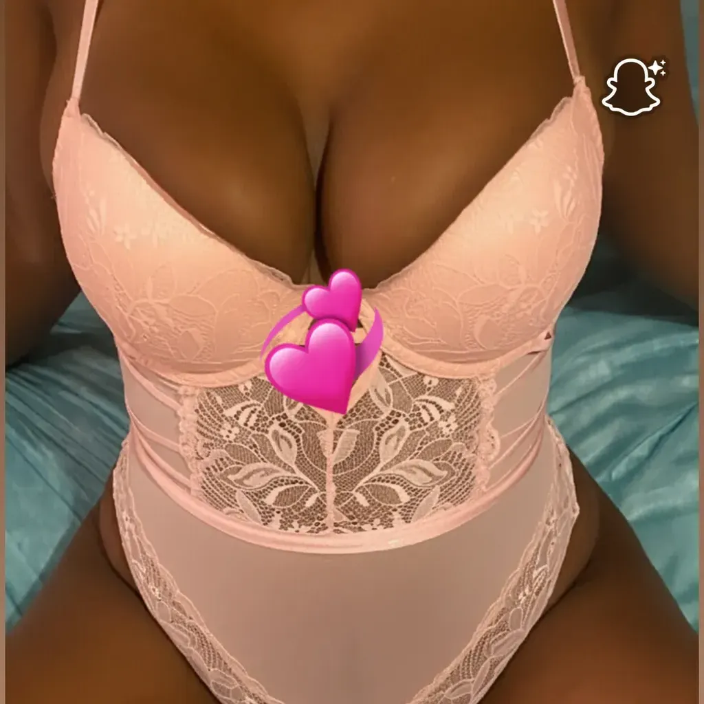 
                        Liana
                     is Female Escorts. | Quebec City | Quebec | Canada | canadatopescorts.com 