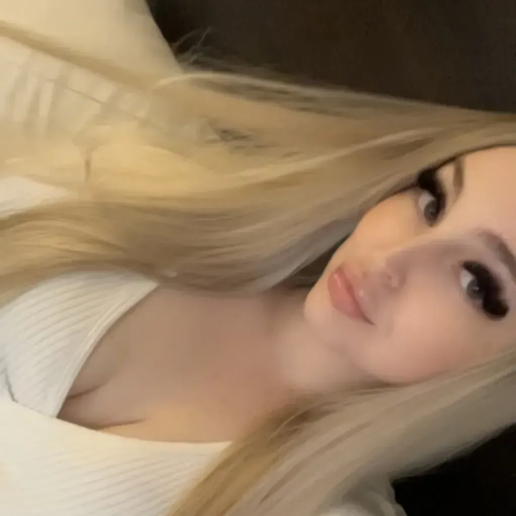 
                        Bella
                     is Female Escorts. | Yukon | Yukon | Canada | canadatopescorts.com 