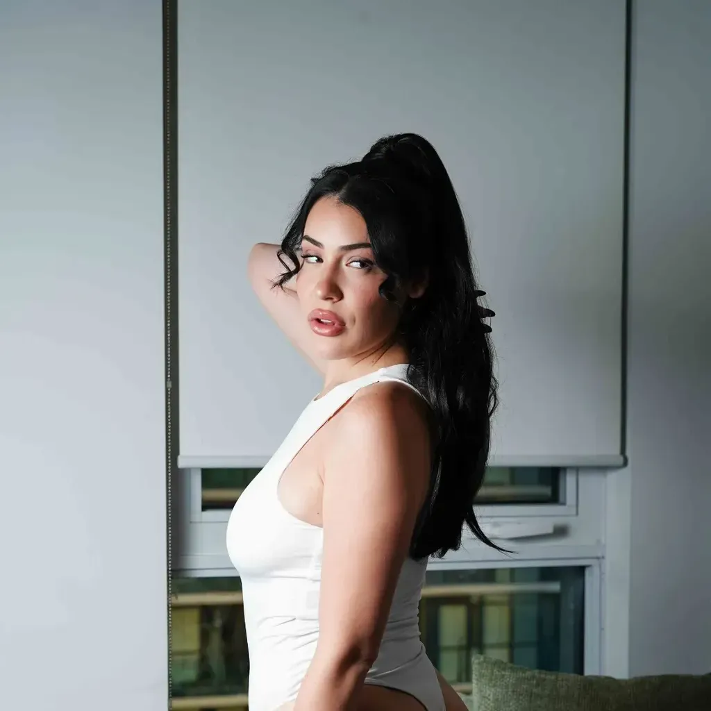 
                        Cherry Bliss
                     is Female Escorts. | Toronto | Ontario | Canada | canadatopescorts.com 