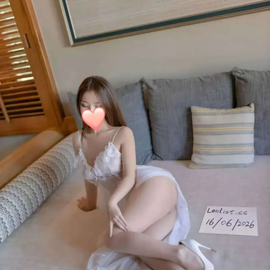 
                        Kelly  825`986`8456
                     is Female Escorts. | Calgary | Alberta | Canada | canadatopescorts.com 