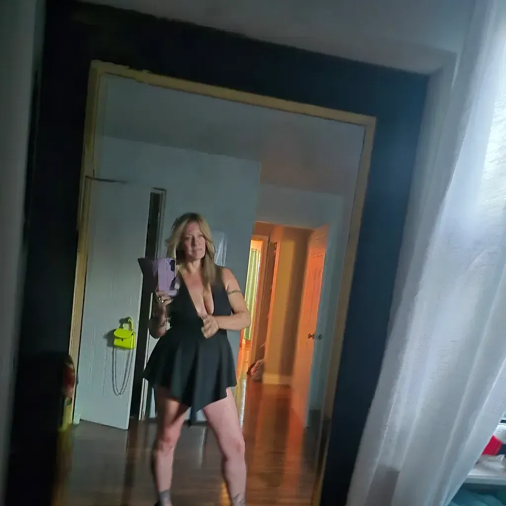 
                        Faith
                     is Female Escorts. | Barrie | Ontario | Canada | canadatopescorts.com 