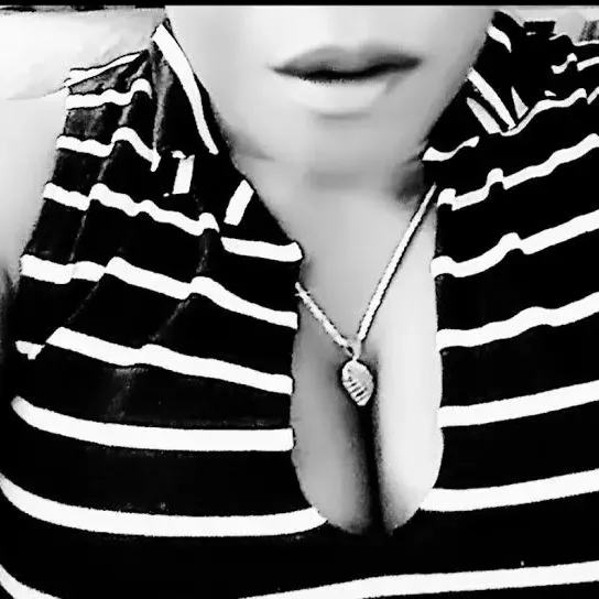 
                        Giselle
                     is Female Escorts. | Kelowna | British Columbia | Canada | canadatopescorts.com 