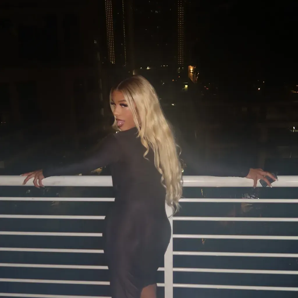
                        Ts Kelzy - 263.566.1357
                     is Female Escorts. | Montreal | Quebec | Canada | canadatopescorts.com 