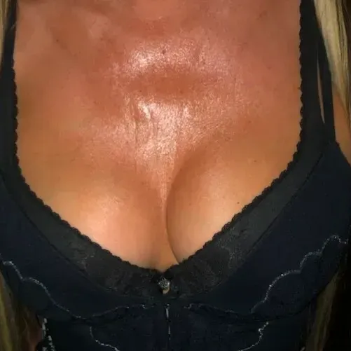 
                        Kelly
                     is Female Escorts. | Kamloops | British Columbia | Canada | canadatopescorts.com 
