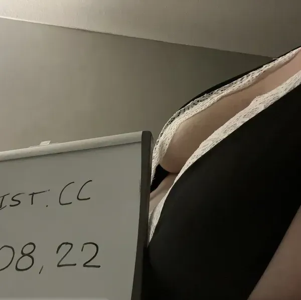 
                        Molly
                     is Female Escorts. | Hamilton | Ontario | Canada | canadatopescorts.com 