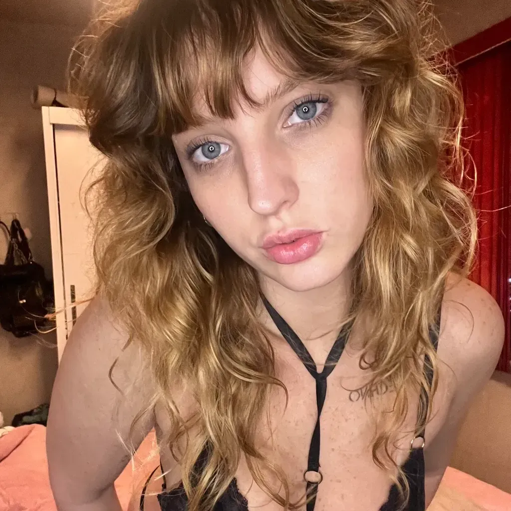 
                        Summer
                     is Female Escorts. | Thunder Bay | Ontario | Canada | canadatopescorts.com 