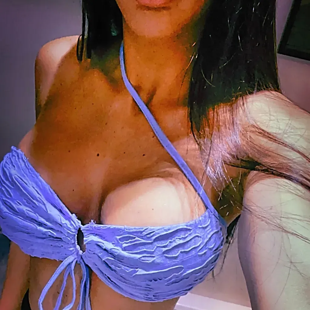 
                        Chrystina
                     is Female Escorts. | Trois Rivieres | Quebec | Canada | canadatopescorts.com 