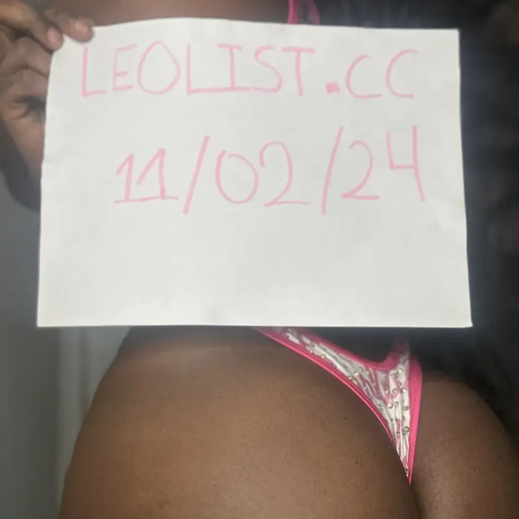 
                        Roxy
                     is Female Escorts. | Calgary | Alberta | Canada | canadatopescorts.com 