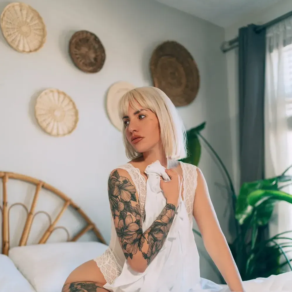 
                        Layne Wilde
                     is Female Escorts. | Calgary | Alberta | Canada | canadatopescorts.com 