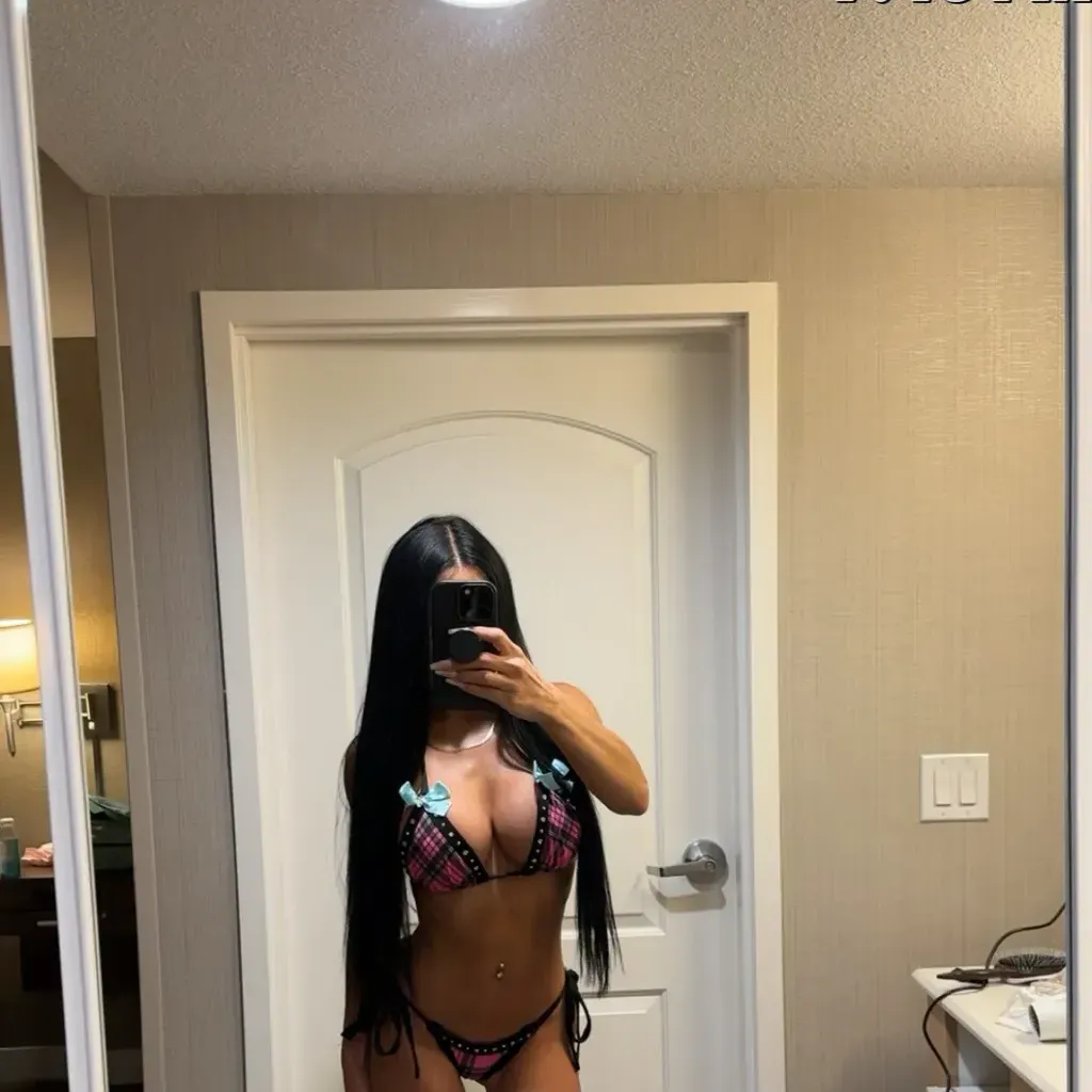 
                        Cash only for incall
                     is Female Escorts. | Peace River Country | British Columbia | Canada | canadatopescorts.com 