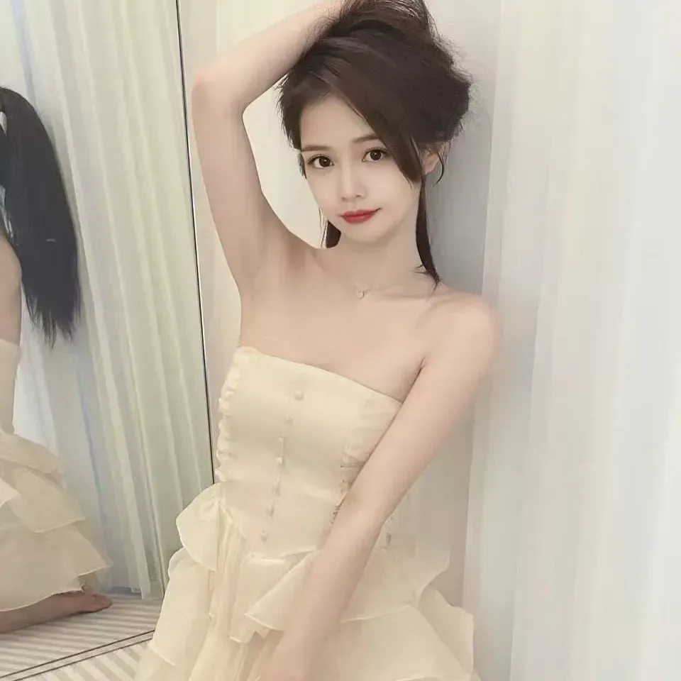 
                        Peach
                     is Female Escorts. | Calgary | Alberta | Canada | canadatopescorts.com 
