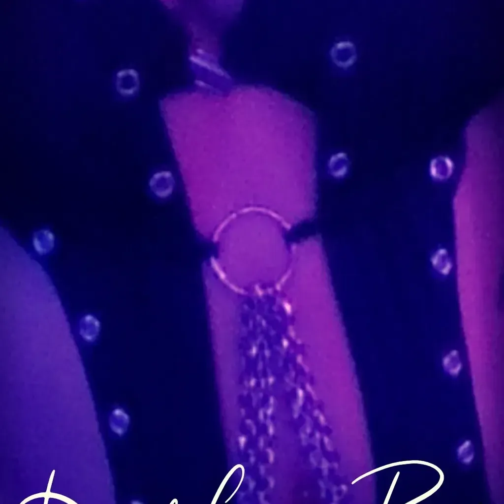 
                        Dolly rae
                     is Female Escorts. | Lethbridge | Alberta | Canada | canadatopescorts.com 