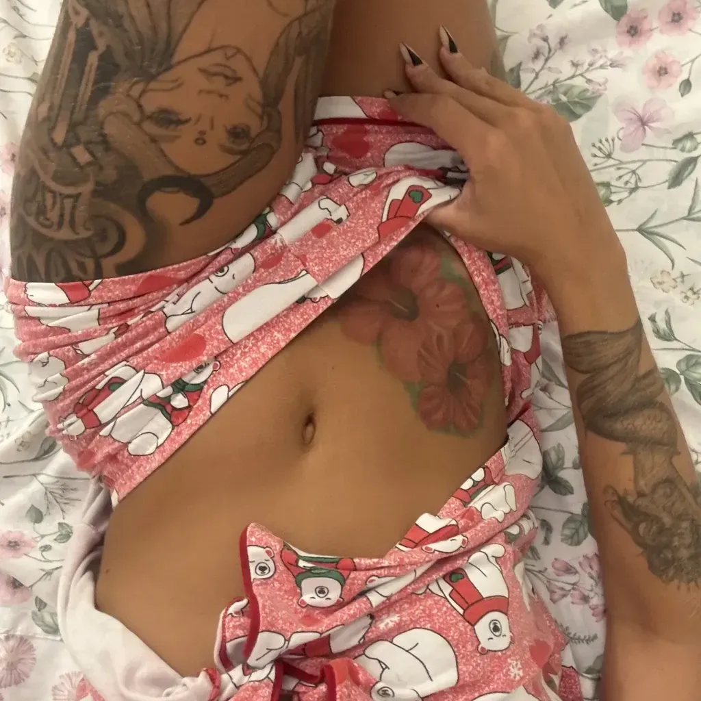 
                        Madison
                     is Female Escorts. | Winnipeg | Manitoba | Canada | canadatopescorts.com 