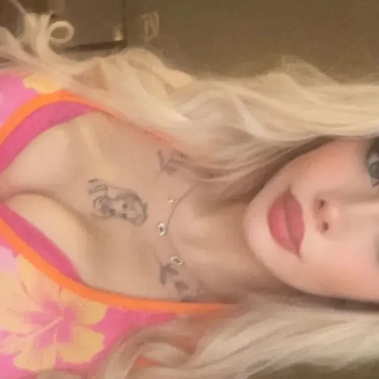 
                        Harley
                     is Female Escorts. | Barrie | Ontario | Canada | canadatopescorts.com 