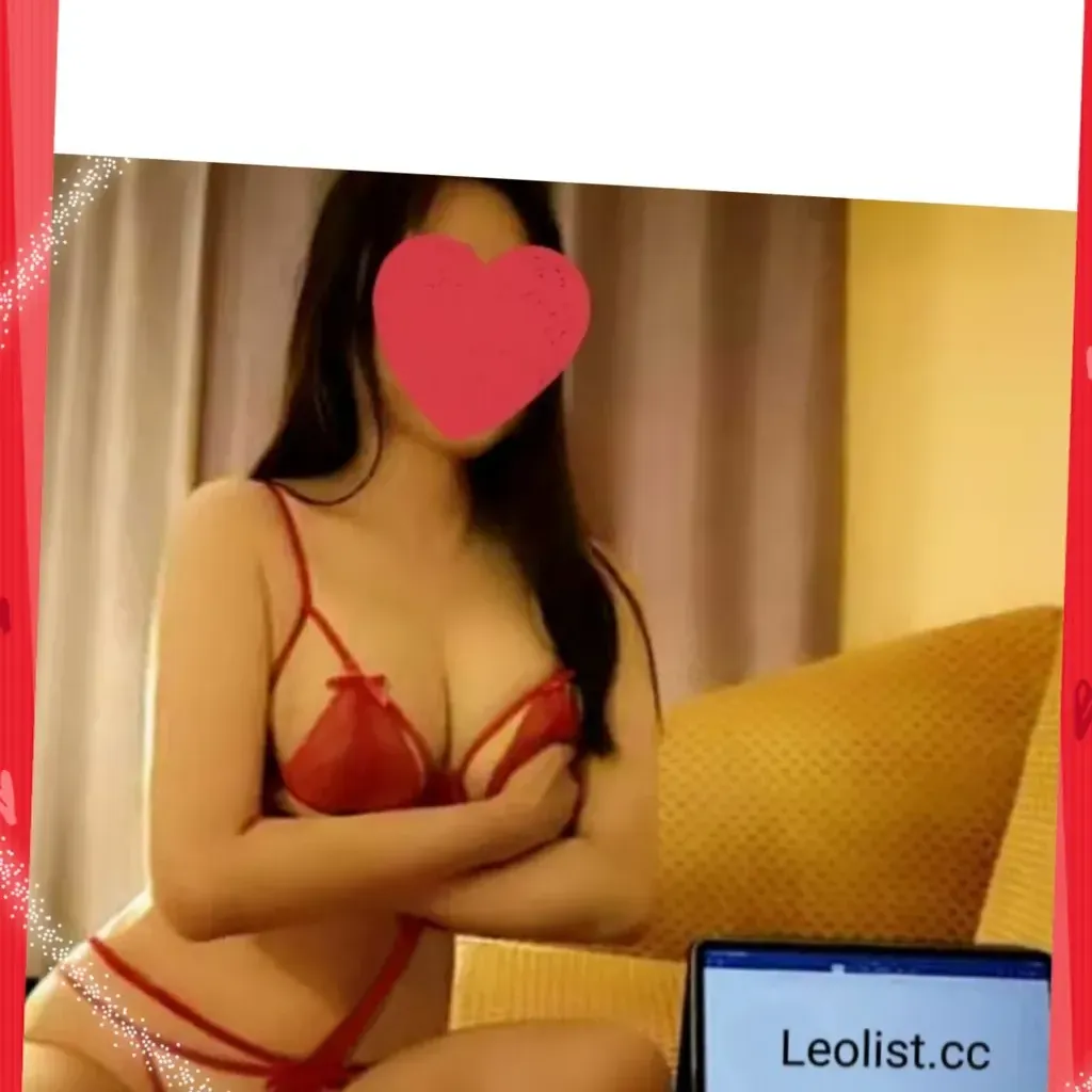 
                        Vivian
                     is Female Escorts. | Hamilton | Ontario | Canada | canadatopescorts.com 