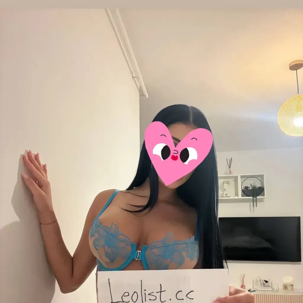 
                        Nikki
                     is Female Escorts. | Quebec City | Quebec | Canada | canadatopescorts.com 