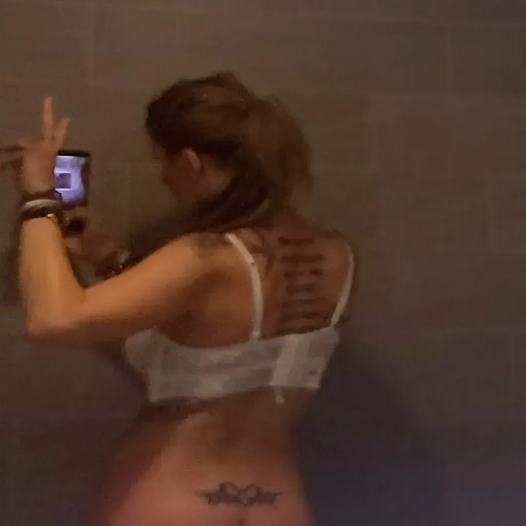 
                        Amille-Anna
                     is Female Escorts. | Red Deer | Alberta | Canada | canadatopescorts.com 