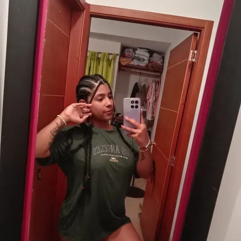 
                        Helen
                     is Female Escorts. | Kitchener | Ontario | Canada | canadatopescorts.com 