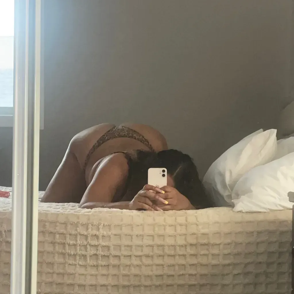 
                        Kiki
                     is Female Escorts. | Toronto | Ontario | Canada | canadatopescorts.com 