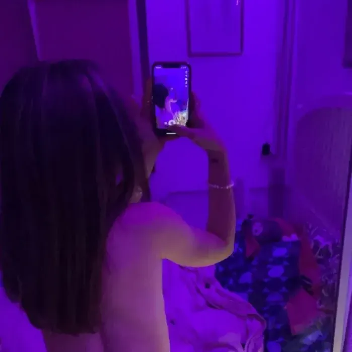 
                        eva
                     is Female Escorts. | Calgary | Alberta | Canada | canadatopescorts.com 