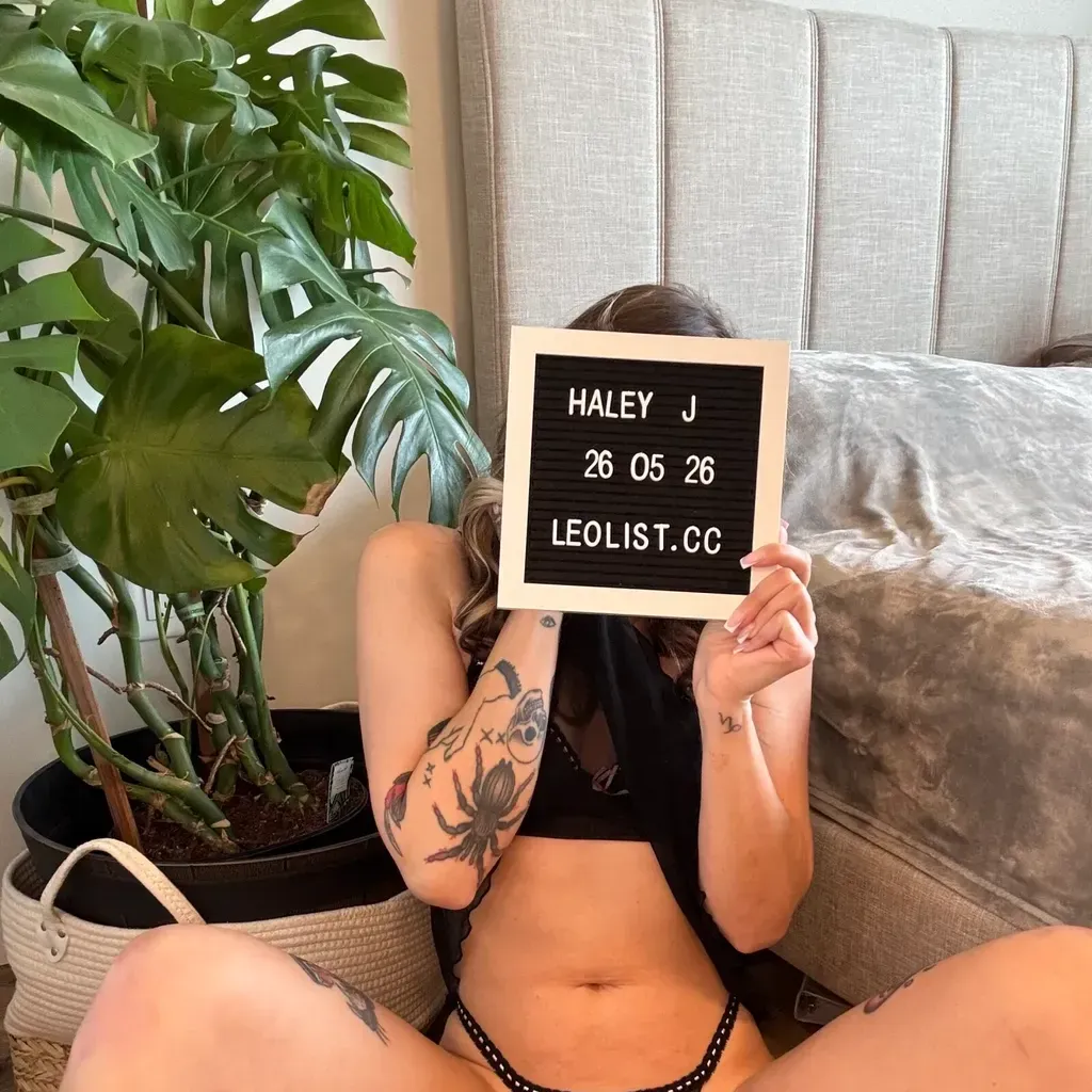 
                        Haley
                     is Female Escorts. | Kelowna | British Columbia | Canada | canadatopescorts.com 