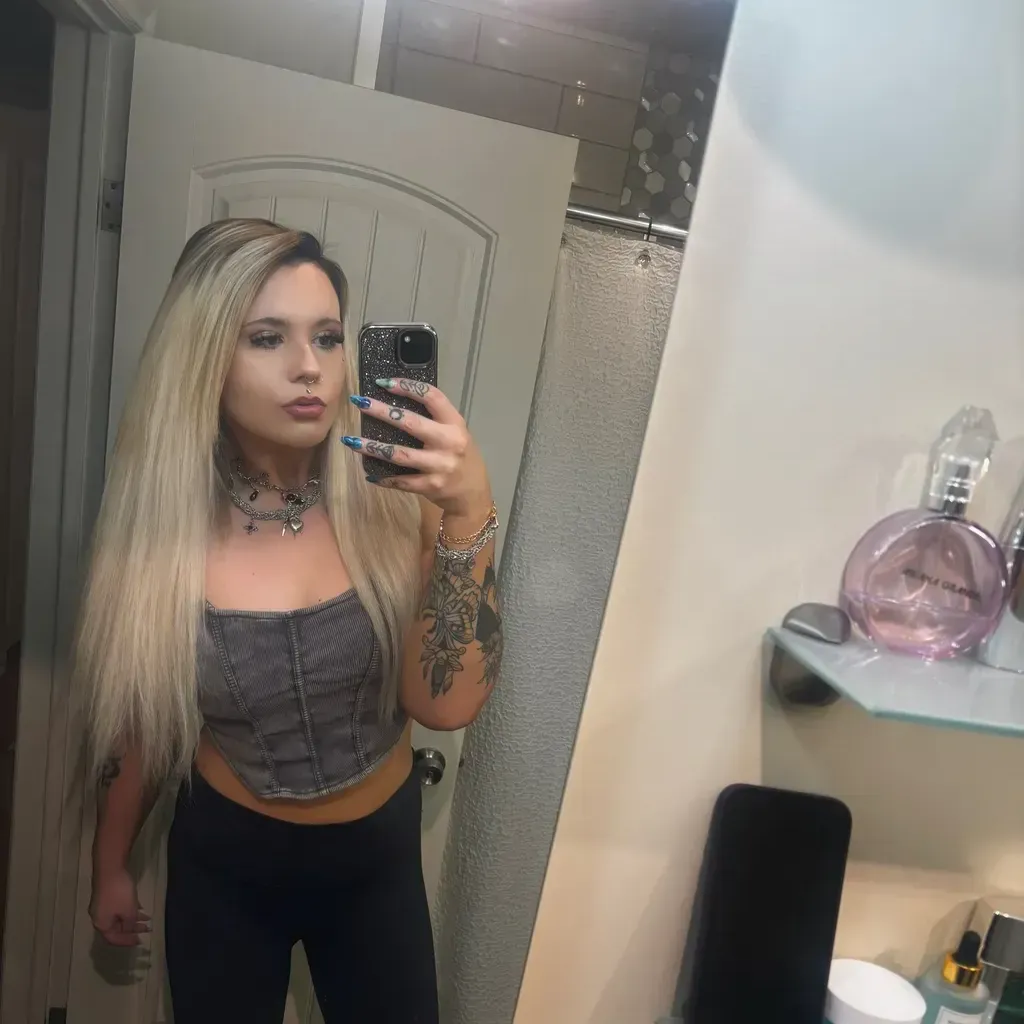 
                        Jade
                     is Female Escorts. | Kingston | Ontario | Canada | canadatopescorts.com 