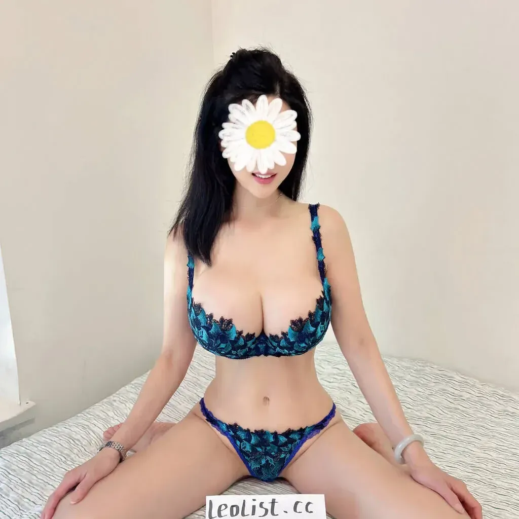 
                        Lulu403.929.8288
                     is Female Escorts. | Lethbridge | Alberta | Canada | canadatopescorts.com 