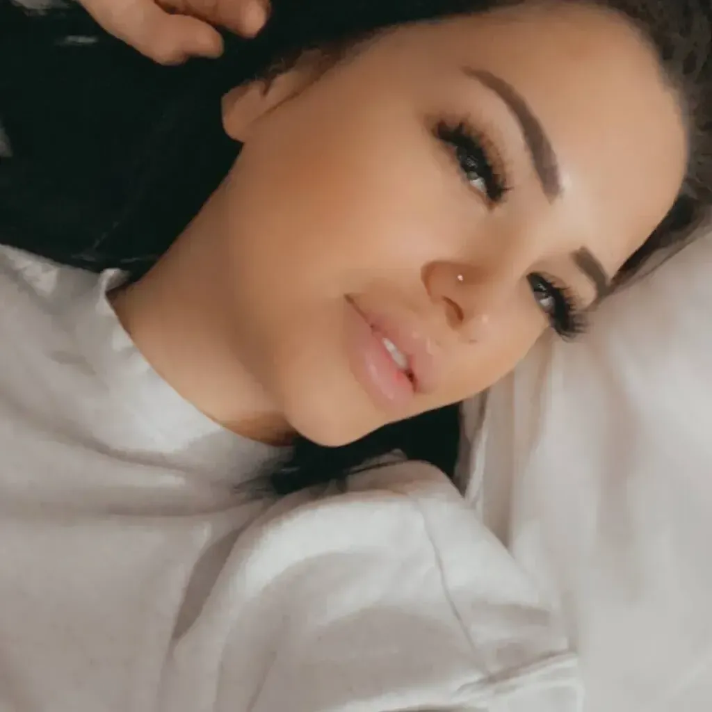 
                        Scarlett Rose
                     is Female Escorts. | Comox Balley | British Columbia | Canada | canadatopescorts.com 