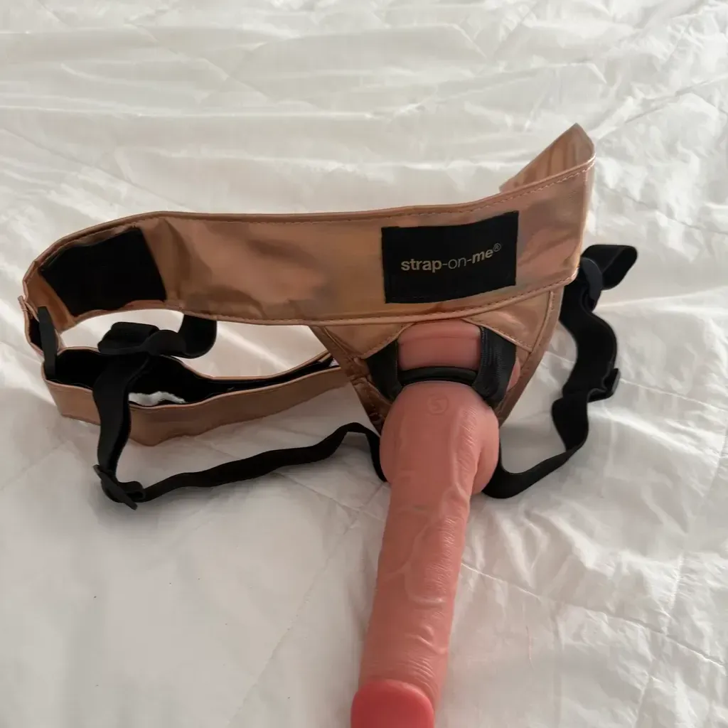 
                        Scarlett Rose
                     is Female Escorts. | Comox Balley | British Columbia | Canada | canadatopescorts.com 