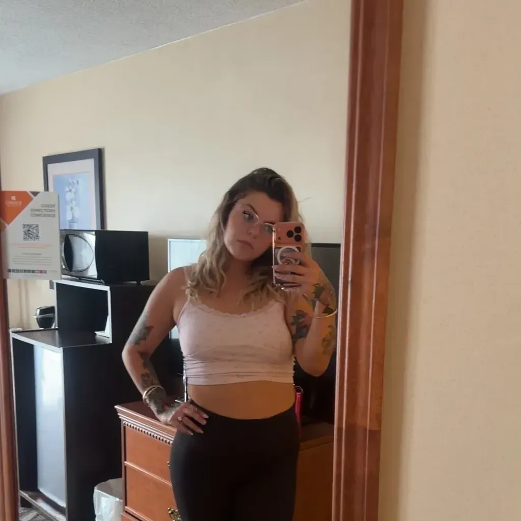 
                        Riley Ross
                     is Female Escorts. | windsor | Ontario | Canada | canadatopescorts.com 
