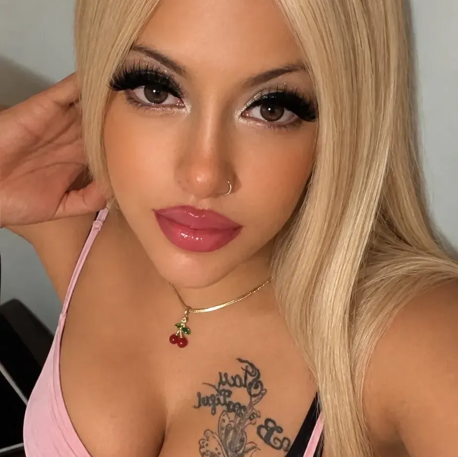 
                        Chase
                     is Female Escorts. | Edmonton | Alberta | Canada | canadatopescorts.com 