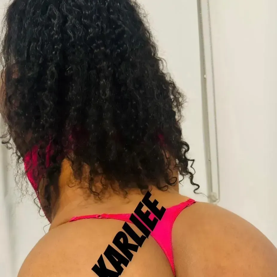 
                        Karliee
                     is Female Escorts. | Barrie | Ontario | Canada | canadatopescorts.com 